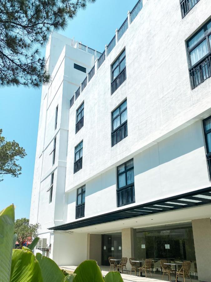 The Plaza Garden Hotel And Residences Baguio City Buitenkant foto
