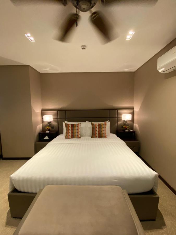 The Plaza Garden Hotel And Residences Baguio City Buitenkant foto