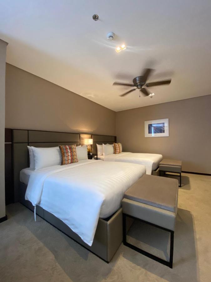 The Plaza Garden Hotel And Residences Baguio City Buitenkant foto